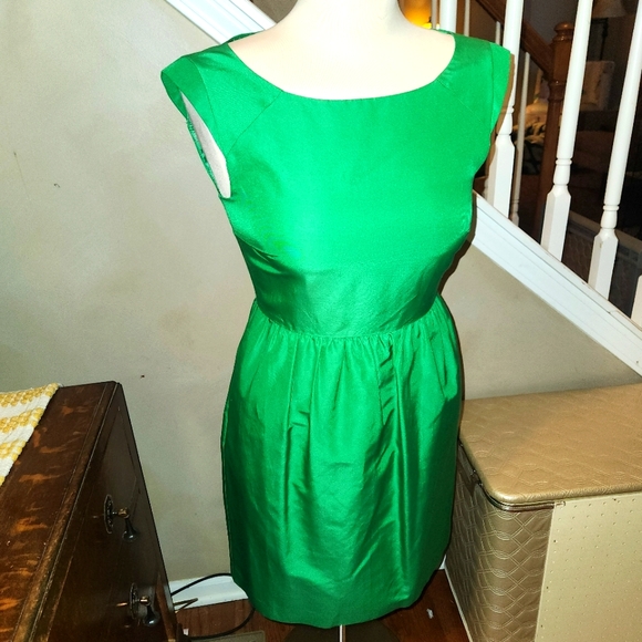NWT! Size 0 J.Crew Lucille Dress in Kelly Green - Picture 1 of 5